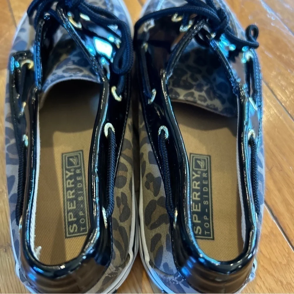 Sperry Top Sider Womens Size 7 Dock Boat Shoes Comfort Slip On Animal Print